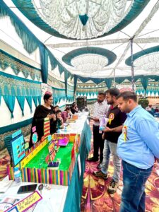 ਜ਼ਿਲ੍ਹਾ ਪੱਧਰੀ ਐਜੂਕੇਸ਼ਨਲ ਰੌਕਸਟਾਰ ਅਚੀਵਰਜ਼ ਅਵਾਰਡ ਸਿੱਖਣ ਸਿਖਾਉਣ ਸਮੱਗਰੀ ਮੁਕਾਬਲੇ ਕਰਵਾਏ ਗਏ