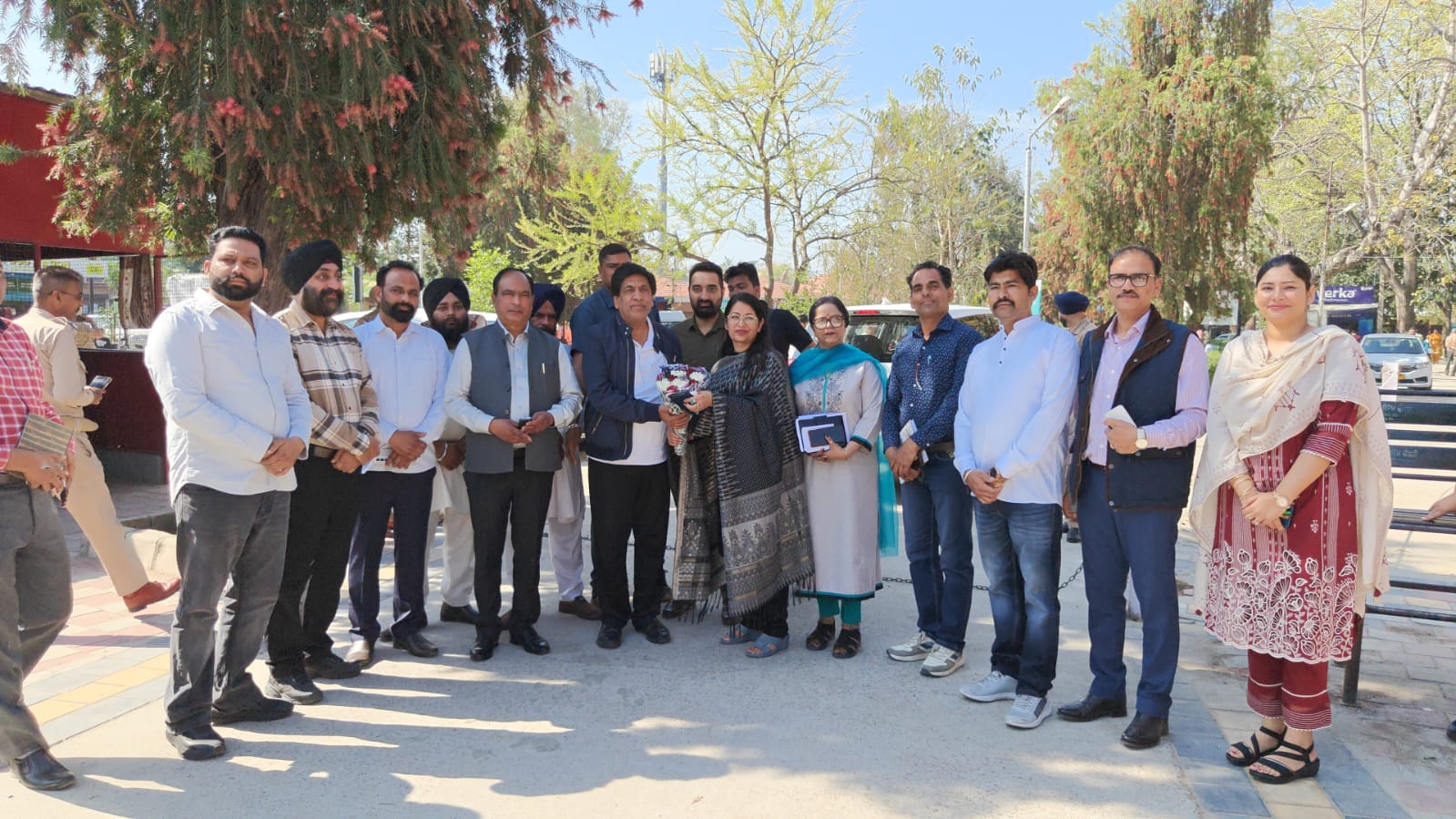 ਰੰਗਲਾ ਪੰਜਾਬ ਫੰਡ ‘ਚ ਸਿਵਲ ਹਸਪਤਾਲ ਨੂੰ ਮਿਲੀਆਂ  2 ਐਂਬੂਲੈਂਸਾਂ