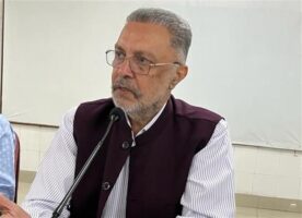 ਵਿਰੋਧੀ ਧਿਰ ਪੰਜਾਬ ਦੇ ਲੋਕਾਂ ਨੂੰ ਗੁਮਰਾਹ ਕਰਨ ਲਈ 10 ਲੱਖ ਰੁਪਏ ਦੀ ਸਿਹਤ ਯੋਜਨਾ ਬਾਰੇ ਗਲਤ ਪ੍ਰਚਾਰ ਕਰ ਰਹੀ ਹੈ: ਡਾ. ਬਲਬੀਰ ਸਿੰਘ