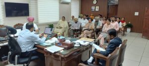 *ਡਿਪਟੀ ਕਮਿਸ਼ਨਰ ਵਲੋਂ ਮਹੀਨਾਵਾਰ ਮੀਟਿੰਗ ਦੌਰਾਨ ਸਿਹਤ ਸੇਵਾਵਾਂ ਦਾ ਜਾਇਜ਼ਾ