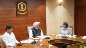 ਭਗਵੰਤ ਮਾਨ ਸਰਕਾਰ ਵੱਲੋਂ ਜਨਤਕ ਸੇਵਾਵਾਂ ਵਿੱਚ ਸੁਧਾਰ ਲਈ ਬਕਾਇਆ ਆਰ.ਸੀ. ਅਤੇ ਡਰਾਈਵਿੰਗ ਲਾਇਸੰਸ ਅਰਜ਼ੀਆਂ ਦੇ ਸਮਾਂਬੱਧ ਨਿਪਟਾਰੇ ਦੇ ਨਿਰਦੇਸ਼: ਹਰਪਾਲ ਸਿੰਘ ਚੀਮਾ