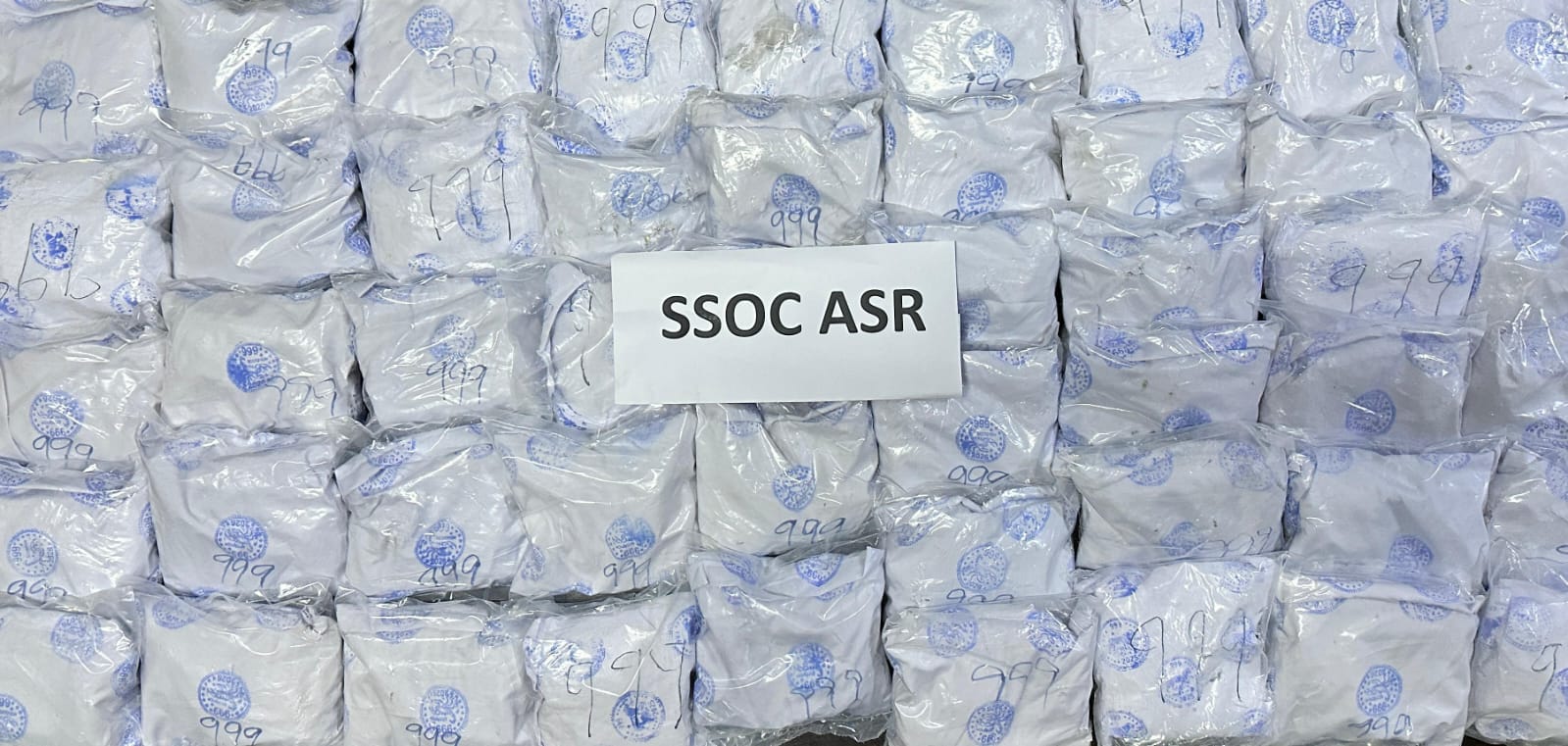 ਸਰਹੱਦ ਪਾਰੋਂ ਨਸ਼ਾ ਤਸਕਰੀ ਕਰਨ ਵਾਲੇ ਮਾਡਿਊਲ ਦੇ ਦੋ ਵਿਅਕਤੀ  64.6 ਕਿਲੋ ਹੈਰੋਇਨ ਸਮੇਤ ਅੰਮ੍ਰਿਤਸਰ ਤੋੰ ਕਾਬੂ