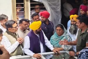 ਯਮੁਨਾ ਨਦੀ ਹਾਦਸੇ ‘ਚ ਪੰਜਾਬ ਦੇ 10 ਲੋਕਾਂ ਦੀ ਮੌਤ, ਲੁਧਿਆਣਾ ‘ਚ ਸੋਗ ਦੀ ਲਹਿਰ, CM Mann ਦੁੱਖ ਪ੍ਰਗਟ ਕਰਨ ਪਹੁੰਚੇ