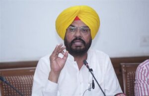 ਮੋਦੀ ਸਰਕਾਰ ਨੇ ਡੋਨਾਲਡ ਟਰੰਪ ਅੱਗੇ ਟੇਕੇ ਗੋਡੇ, ਦੇਸ਼ ਦੇ ਹਿੱਤਾਂ ਨੂੰ ਅਮਰੀਕਾ ਦੇ ਹੱਥਾਂ ਵਿੱਚ ਰੱਖਿਆ ਗਿਰਵੀ: ਕੁਲਦੀਪ ਧਾਲੀਵਾਲ