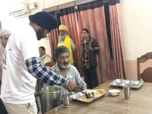 ਮੇਰਾ ਯੁਵਾ ਭਾਰਤ ਵਲੰਟੀਅਰਾਂ ਨੇ ਬਿਰਧ ਘਰ ਤਰਨ ਤਾਰਨ ਵਿਖੇ  ਬਜ਼ੁਰਗਾਂ ਨਾਲ ਬਿਤਾਇਆ ਸਮਾਂ