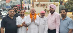 ਕੈਬਨਿਟ ਮੰਤਰੀ ਮੋਹਿੰਦਰ ਭਗਤ ਵੱਲੋਂ ਪ੍ਰਕਾਸ਼ ਉਤਸਵ ਤੋਂ ਪਹਿਲਾਂ ਜਲੰਧਰ ’ਚ ਸਤਿਗੁਰੂ ਕਬੀਰ ਚੌਕ ਦਾ ਉਦਘਾਟਨ