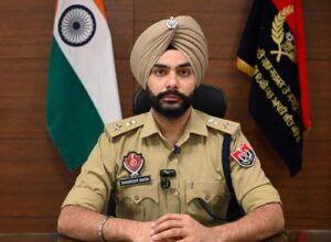 ਦੇਸ਼ ਦੇ ਪਹਿਲੇ 25 ਸਰਵੋਤਮ ਪੁਲਿਸ ਅਧਿਕਾਰੀਆਂ ਦੀ ਸੂਚੀ ਵਿੱਚ ਐੱਸ.ਐੱਸ.ਪੀ. ਰੂਪਨਗਰ ਮਨਿੰਦਰ ਸਿੰਘ ਸ਼ਾਮਿਲ